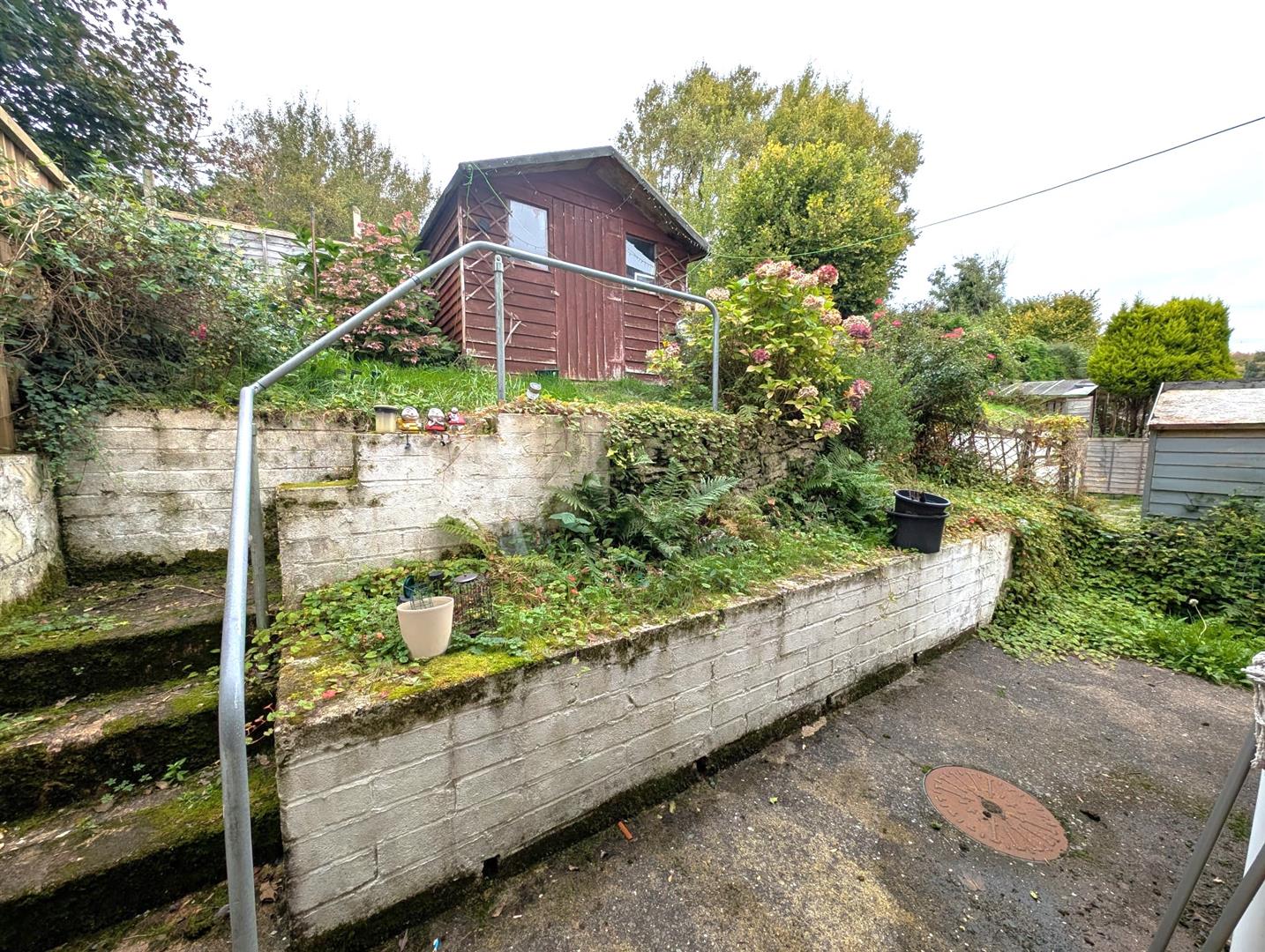 Bwllfa Road, Ynystawe, Swansea, SA6 5AL